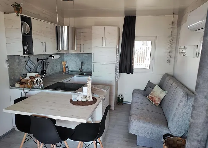 Hollers Homes Haus Mary * Drage