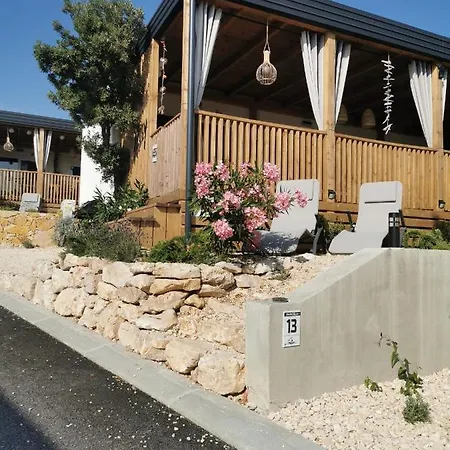 Hollers Homes Haus Mary * Drage